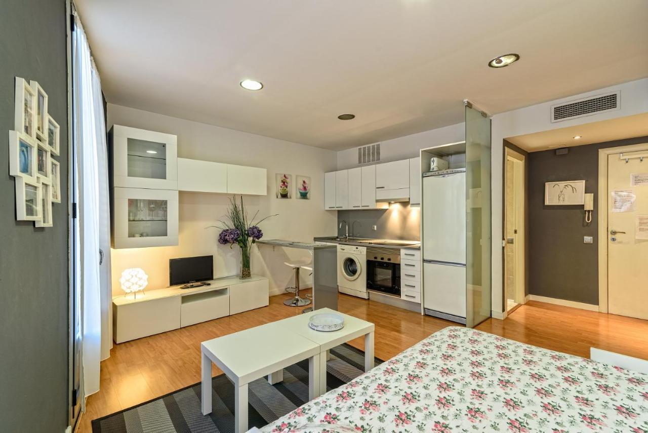 Appartamento Loft En Badalona Centro Esterno foto