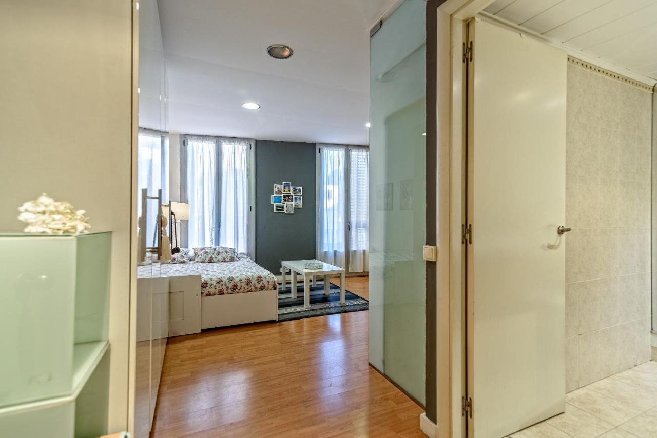 Appartamento Loft En Badalona Centro Esterno foto