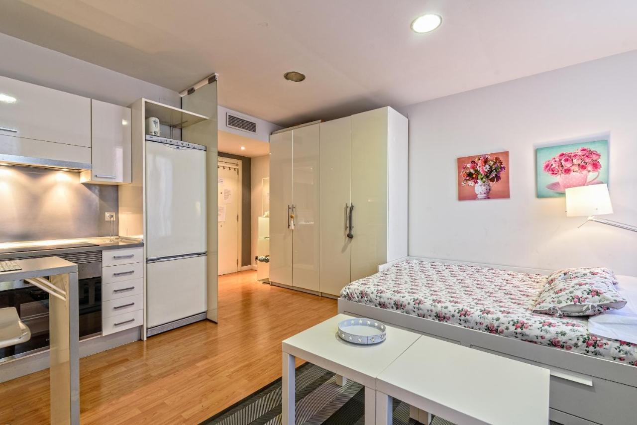 Appartamento Loft En Badalona Centro Esterno foto